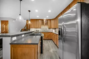 241 Brandt Pl, Hobart, IN 46342 - Photo 4