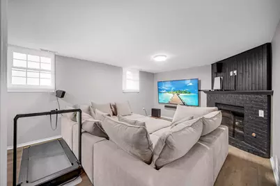 241 Brandt Place, Hobart, IN 46342 - Photo 12