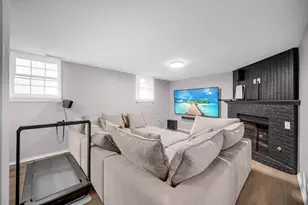 241 Brandt Pl, Hobart, IN 46342 - Photo 12