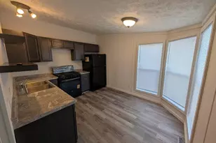 234 W Young St, Hanna, IN 46340 - Photo 8