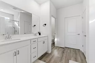 2215 E 109th Pl, Crown Point, IN 46307 - Photo 18