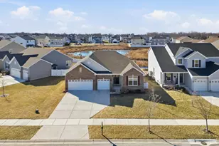 2215 E 109th Pl, Crown Point, IN 46307 - Photo 2