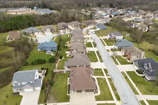 7216 Fawn Valley Dr, Schererville, IN 46375 - Photo 60