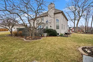 22 Covington Dr, Valparaiso, IN 46385 - Photo 36