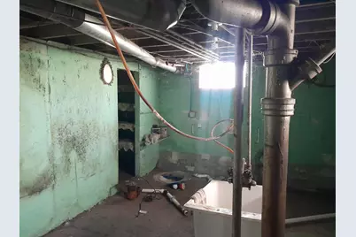 266 Johnson Street, Gary, IN 46402 - Photo 12