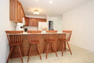 1281 Medlee Dr, Hobart, IN 46342 - Photo 8