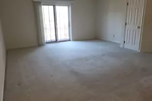 2720 Georgetowne Dr, Highland, IN 46322 - Photo 8