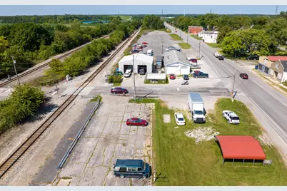 300 Railroad Avenue, Wheeler, IN 46393 - Photo 10