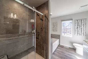 7251 N 200 W, Lake Village, IN 46349 - Photo 22