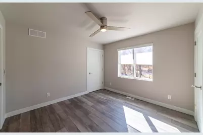 7251 N 200 W, Lake Village, IN 46349 - Photo 26