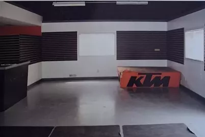 207 Nickle Plate Avenue, Valparaiso, IN 46383 - Photo 4