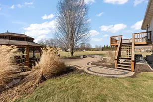 920 Plantation Rd, Valparaiso, IN 46385 - Photo 30