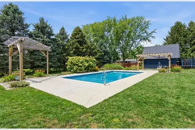 699 W Maple Lane, La Porte, IN 46350 - Photo 34