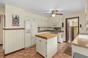 328 E Tratebas Rd, Chesterton, IN 46304 - Photo 10