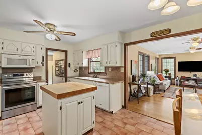 328 E Tratebas Road, Chesterton, IN 46304 - Photo 12