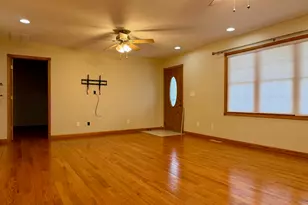 2110 E 700 S, North Judson, IN 46366 - Photo 4