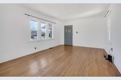 1944 Warwick Avenue, Whiting, IN 46394 - Photo 6