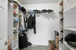 10370 Cynthia Ln, Wheatfield, IN 46392 - Photo 20