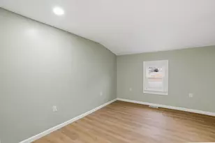 238 N Nichols St, Lowell, IN 46356 - Photo 10