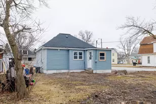 300 E Main St, Brook, IN 47922 - Photo 6