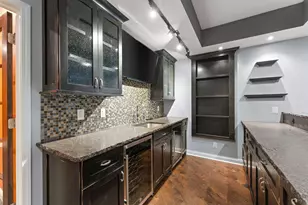 5708 Fountain View Dr, Wheatfield, IN 46392 - Photo 32