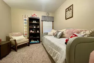 1001 Institute St, Valparaiso, IN 46383 - Photo 8