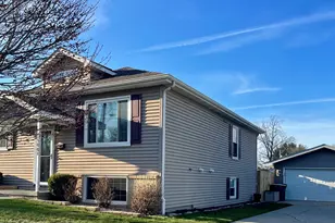 1001 Institute St, Valparaiso, IN 46383 - Photo 2