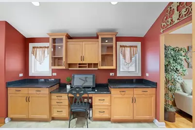 1527 Tanglewood Drive, Schererville, IN 46375 - Photo 4