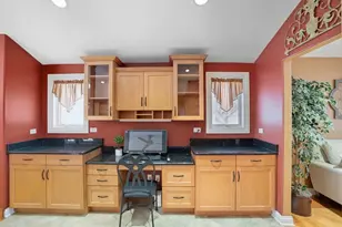 1527 Tanglewood Dr, Schererville, IN 46375 - Photo 4