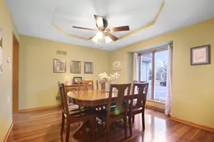 1421 Lakeview Dr, Schererville, IN 46375 - Photo 6