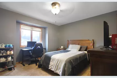 1421 Lakeview Drive, Schererville, IN 46375 - Photo 14