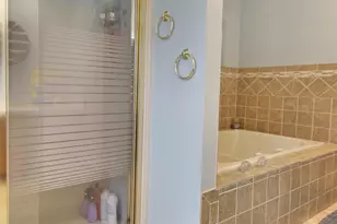 1421 Lakeview Dr, Schererville, IN 46375 - Photo 18