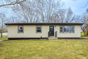 455 Marian Dr, Valparaiso, IN 46385 - Photo 1