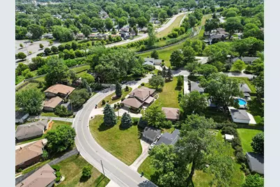 1246 River Drive, Munster, IN 46321 - Photo 32