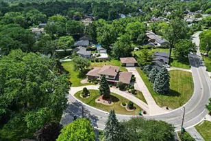 1246 River Dr, Munster, IN 46321 - Photo 34