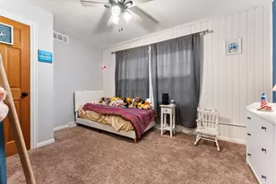 455 N Nichols St, Lowell, IN 46356 - Photo 16