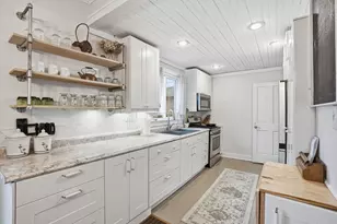 123 Elmwood Pl, Crown Point, IN 46307 - Photo 12