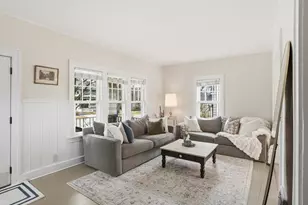 123 Elmwood Pl, Crown Point, IN 46307 - Photo 8