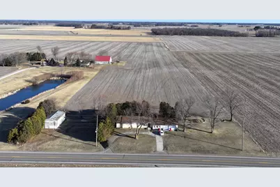 13788 W State Road 14, Medaryville, IN 47957 - Photo 2