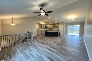 18388 Alexander Ave, Lowell, IN 46356 - Photo 4