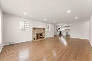 7245 Olcott Ave, Hammond, IN 46323 - Photo 4