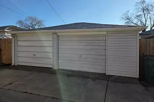 3744 S Grover Ave, Hammond, IN 46327 - Photo 10