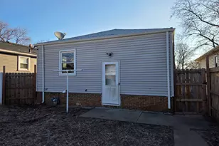 3744 S Grover Ave, Hammond, IN 46327 - Photo 2