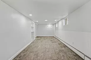 7905 Marshall St, Merrillville, IN 46410 - Photo 12