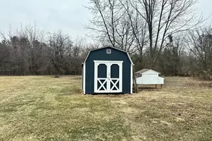 10607 Lane St, Crown Point, IN 46307 - Photo 2