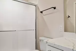 2034 W 75th Pl, Merrillville, IN 46410 - Photo 20