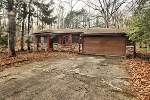 514 E Bellevue Ave, Beverly Shores, IN 46301 - Photo 4