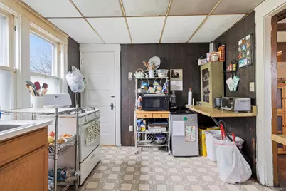 204 Jefferson Avenue, La Porte, IN 46350 - Photo 12