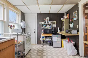 204 Jefferson Ave, La Porte, IN 46350 - Photo 12