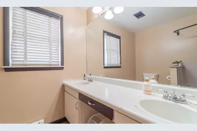 6512 Evergreen Avenue, Portage, IN 46368 - Photo 16